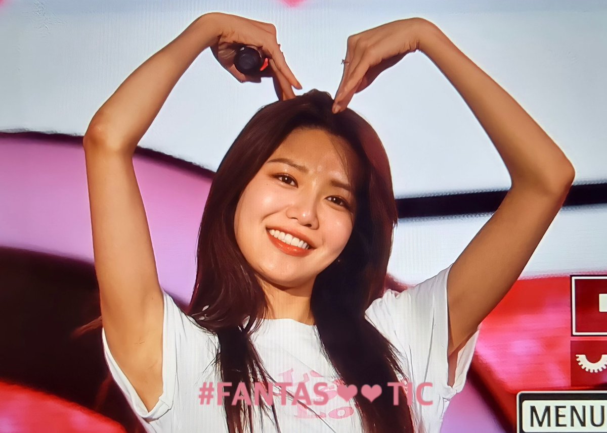 SY_FANTASOOTIC's tweet photo. 220903

정말 정말 세상에서 제일 행복했어💕

#수영 #SOOYOUNG #최수영 https://t.co/qujg4QSqJY