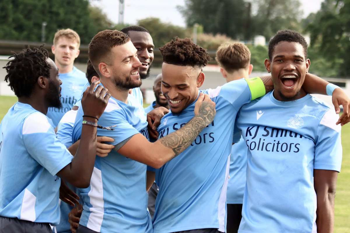 Well done <a href="/WoodleyUtdFC/">Woodley United FC</a> on the 2-0 win today well deserved.

@jordanblake13 👏