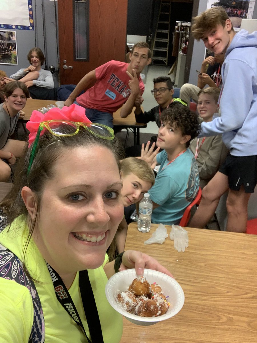 Yummy yummy donuts courtesy of the M9 Outdoor Ed class!! Great kids learning great skills!! <a href="/MHS9th/">MHS 9th Grade Campus</a>