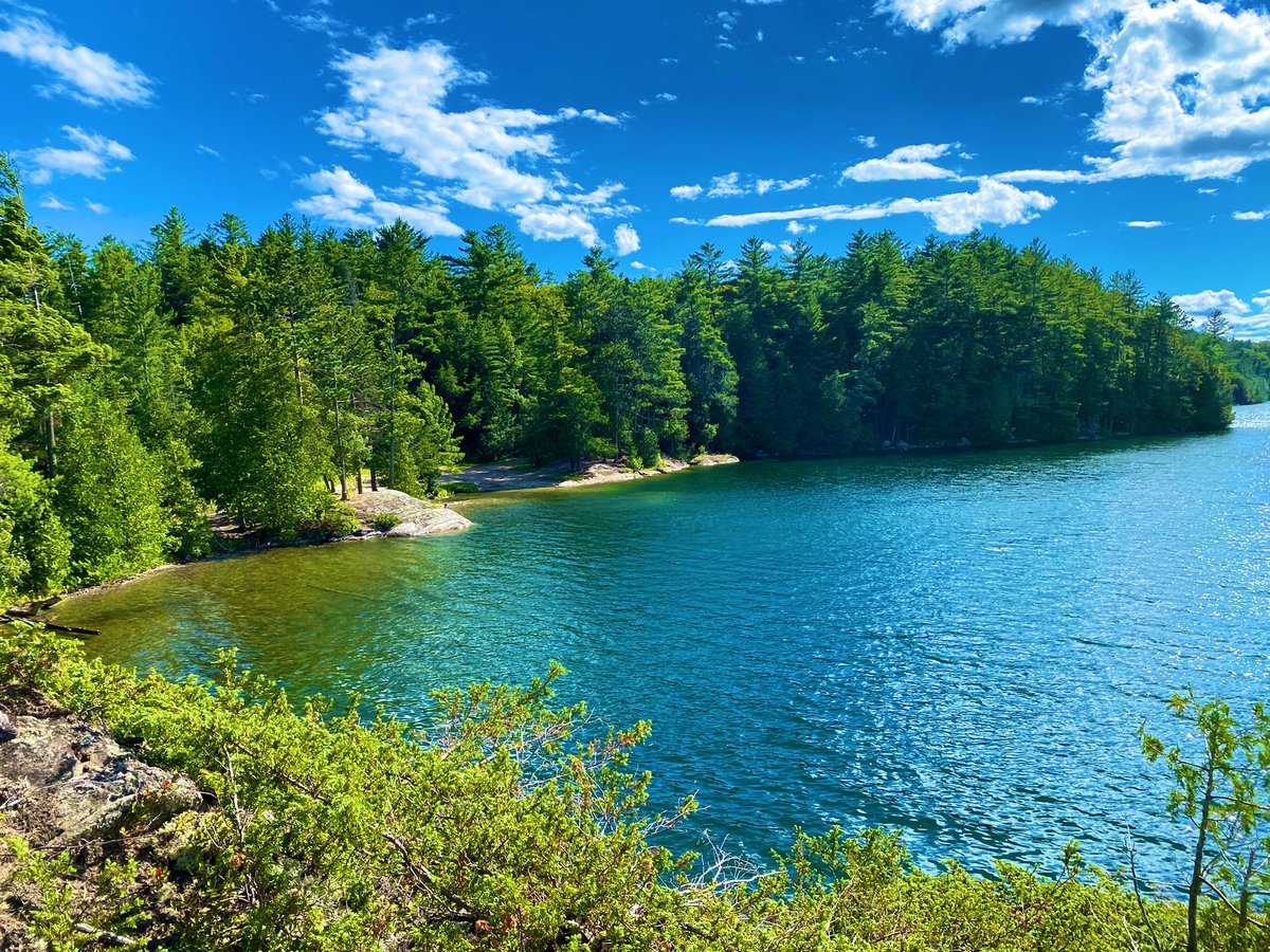 Sana_Absh's tweet photo. Sometimes I don’t realize how important it is to take time to disconnect from social media and emails. Worry less, enjoy life more. #TakeABreak https://t.co/HSbvcdlXyH