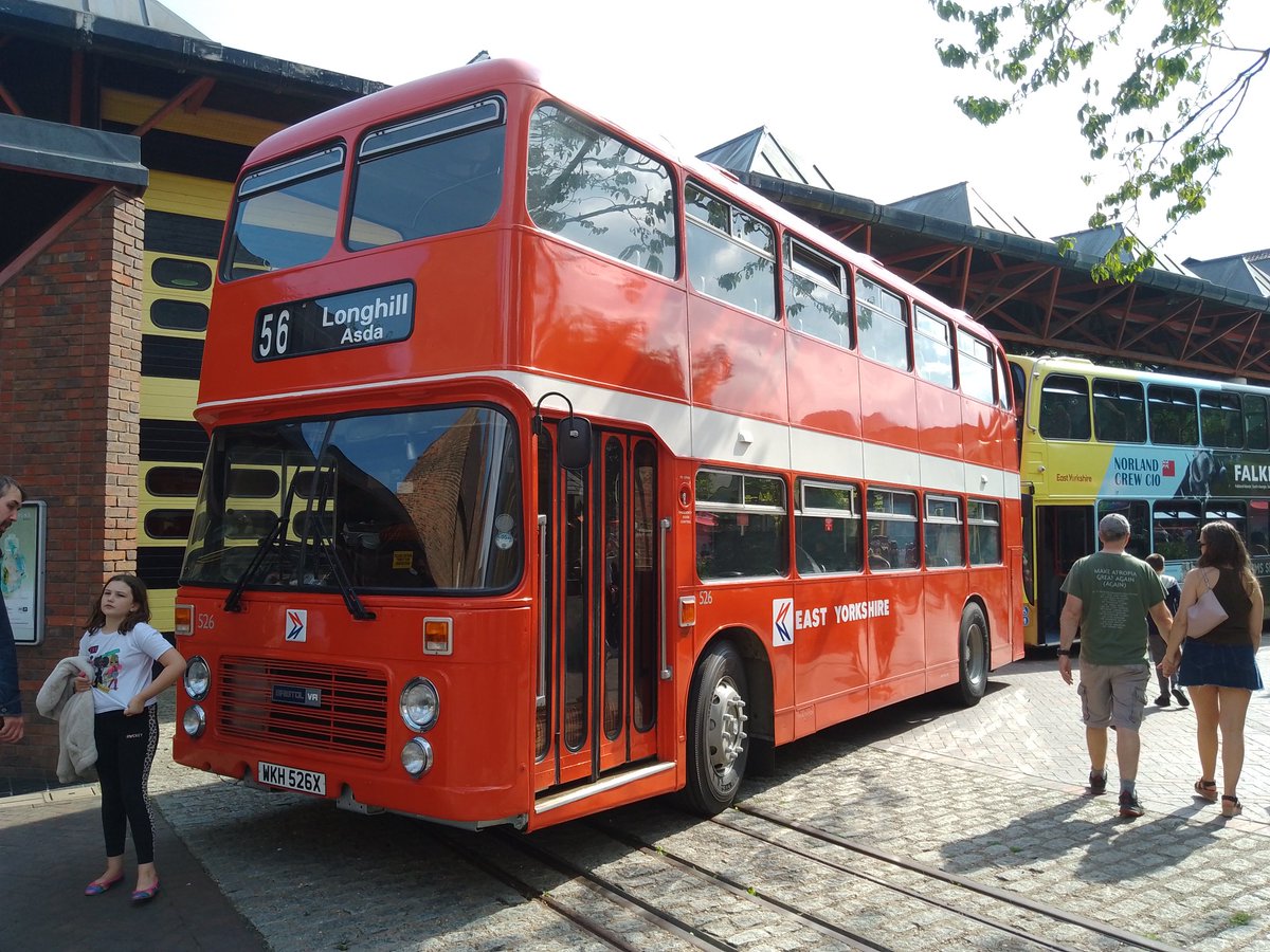 GouldthorpeAlan's tweet photo. Some great buses from yesteryear at the @EYBuses #BigBusDay https://t.co/ybuLhOrA4b