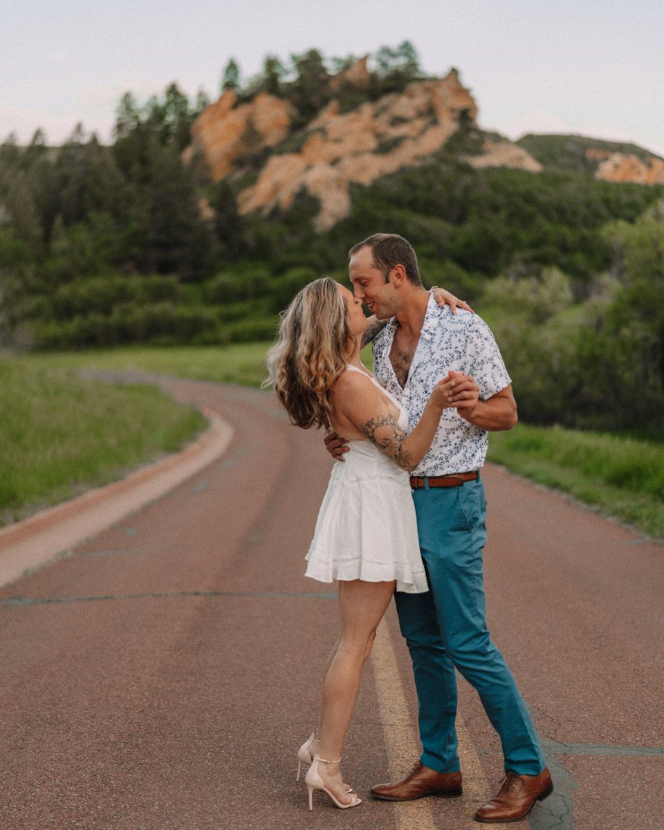 'Love is like the wild rose-briar,
Friendship like the holly-tree.'
#love #floridaphotographer  #floridaweddingphotographer  #authenticlovestories  #coloradophotographer  #coloradoengagementphotographer  #couplephotographer  #elopmentphotographer