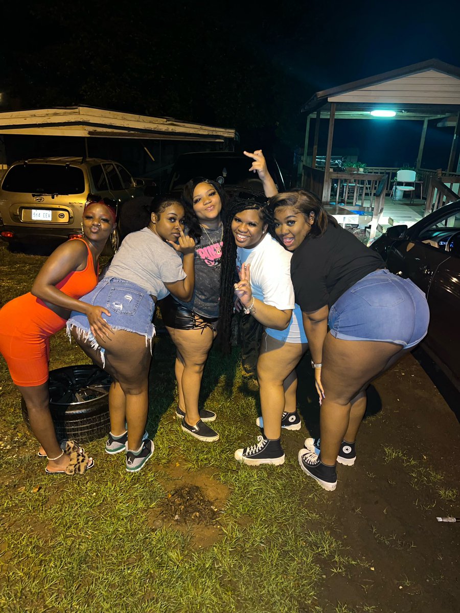 DeajeaLashun's tweet photo. since 2019 😍😍 it don’t get no better than this 🫦 #collegegirlsss https://t.co/ERwjFI94EH