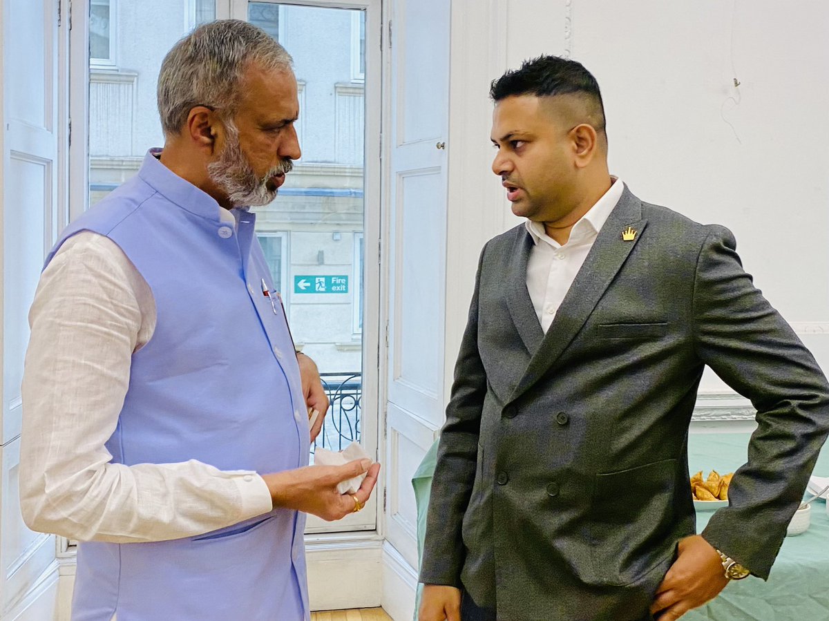 AbdulBasitS16's tweet photo. Great interaction with Hon. Vishweshwar Hegde Kageri, an Indian politician. He is currently serving as the Speaker of the #Karnataka Legislative Assembly, previously he served as the Minister for Secondary Education.
#Trade4Peace #WHD #TrilateralGlobalSummit #TheScienceBazaar https://t.co/6MLHmSFZEm