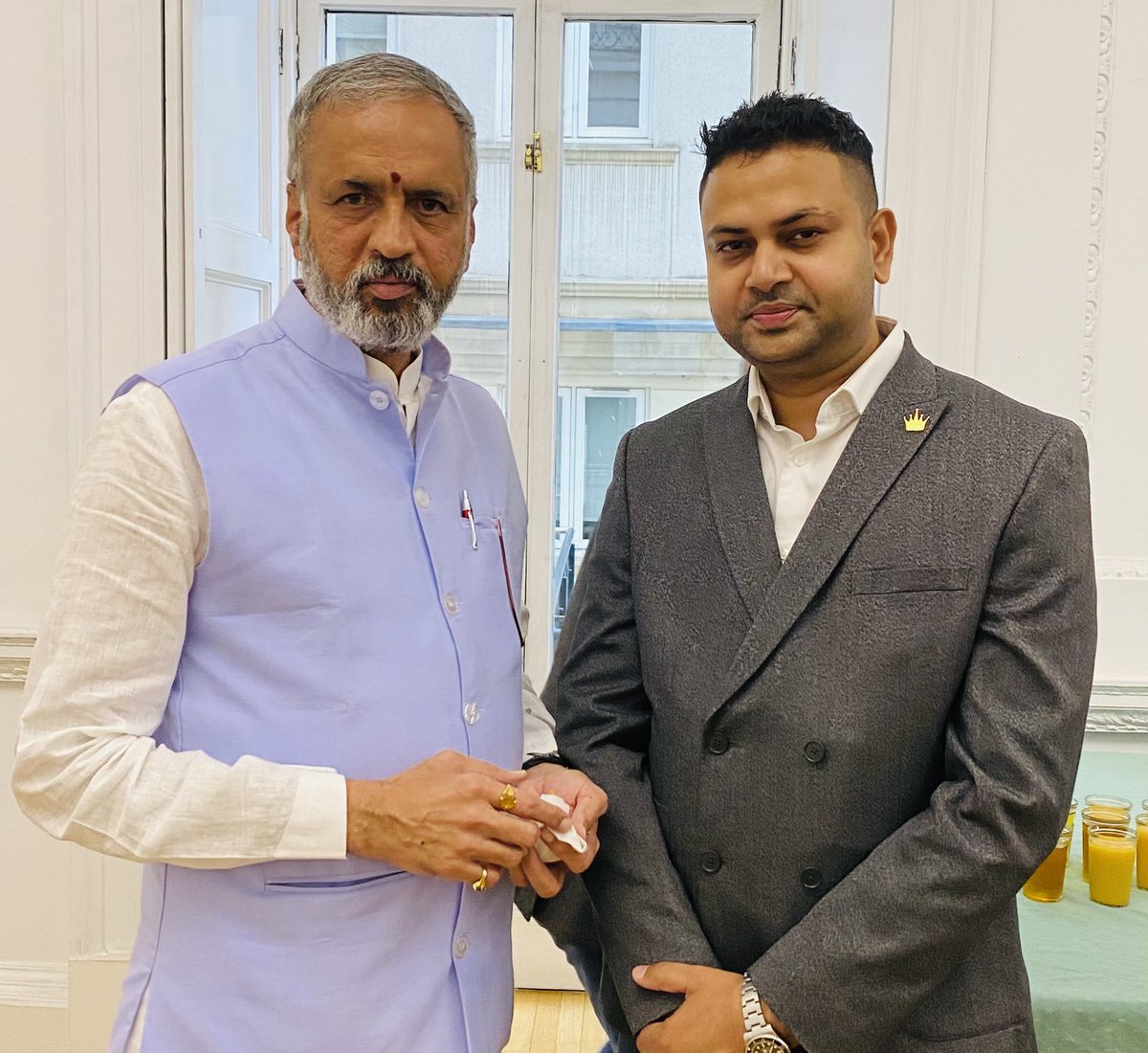 AbdulBasitS16's tweet photo. Great interaction with Hon. Vishweshwar Hegde Kageri, an Indian politician. He is currently serving as the Speaker of the #Karnataka Legislative Assembly, previously he served as the Minister for Secondary Education.
#Trade4Peace #WHD #TrilateralGlobalSummit #TheScienceBazaar https://t.co/6MLHmSFZEm