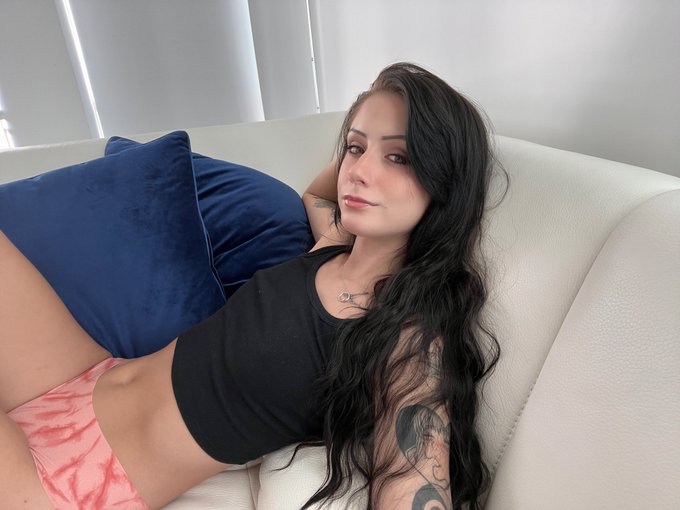 Hey baby https://t.co/kaRdi7AOGx