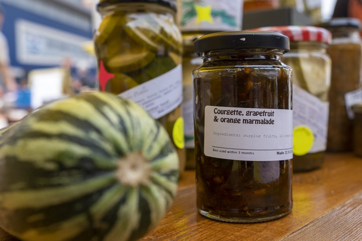 Mark_iD8's tweet photo. Social Pickle is at the Out and About creative w/e tomorrow 4th Sept in the CIQ square on Paternoster Row, Sheffield. They are group of artists, scientists, chefs and friends who use fermentation as a tool for connection
@SiteGallery
@streetartsheff
@VisitSheffield @theworkstaion https://t.co/tqKAca7W9c