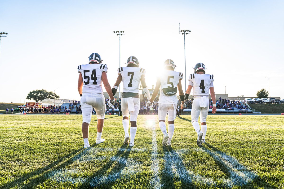 a_vanmeter28's tweet photo. We ride as one.

@RockCreekFootb1 https://t.co/3k6OQ5qazr