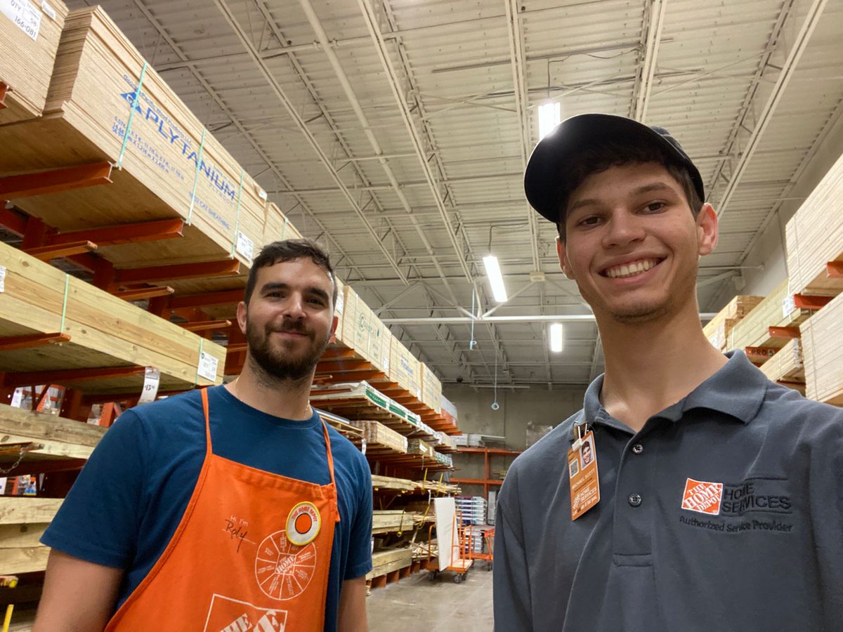 THDFenceCity's tweet photo. What would we do without you….. South FL team….. MINI PK store #6339, For more information please call 1-833-HD-FENCE for your FREE in-home estimate @homedepot6339  #MINIPK #fencing #homedepot #vinyl #pvc #fence https://t.co/2kFTWvLA6E