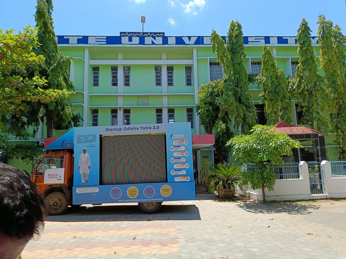 dipa_ganjam's tweet photo. Today Team Ganjam welcomed the Startup Odisha Yatra 2.0 at Berhampur. The van had covered IISER, NIST, Khalikote and Berhampur Universities. Around 20nos of students had discussed about their startup idea. @startup_odisha @MsmeDepartment @InvestInOdisha @dipaops @DebDasOri https://t.co/VRIMNu8nYW