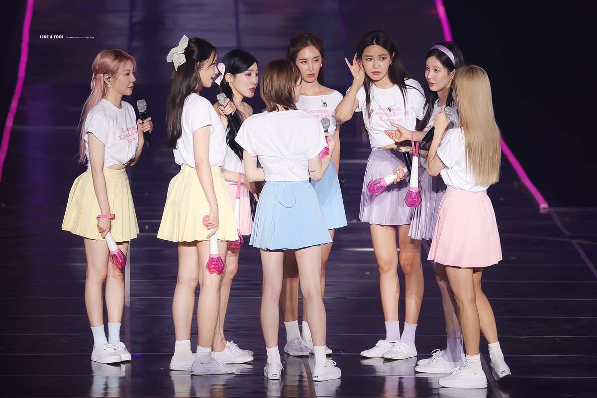 like_a_fool_'s tweet photo. #소녀시대 💗💗💗💗💗💗💗💗 https://t.co/rhgYDOyqHG