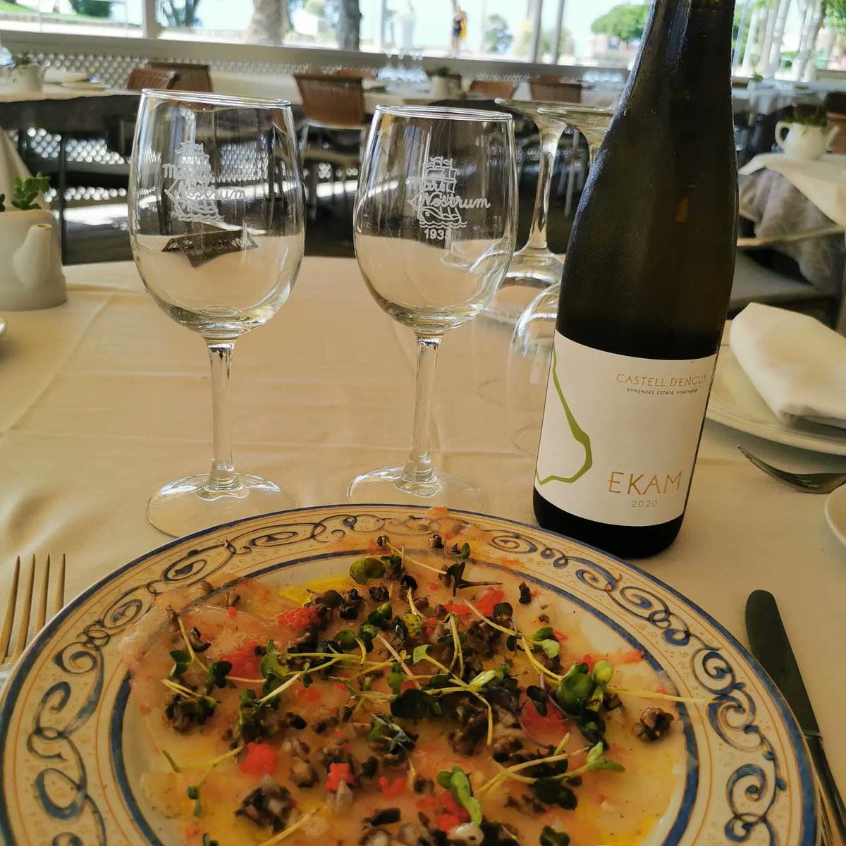 MN_rest's tweet image. 1st edition of the Women's Gastronomic Talent contest of the Dona Art en Femení Festival organized by the Casino Prado entity.

Our dish, Red Prawn Carpaccio with Duxelle, paired with Ekam from the DO Costers del Segre.
restaurantmarenostrum.com/en/blog/concur…