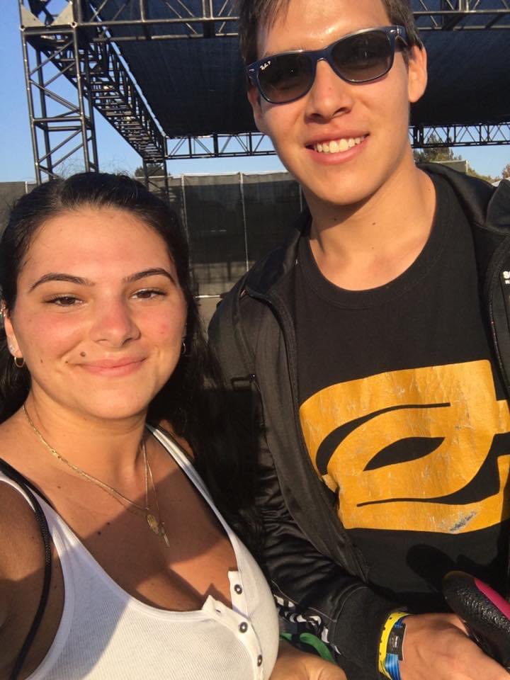 harlacherr's tweet photo. Time flies! I can’t believe it’s been 6 years to the day! Met some goats that day too 😍😍😍 #codxp #codxp2016 #optic https://t.co/WkRK47PX6Y
