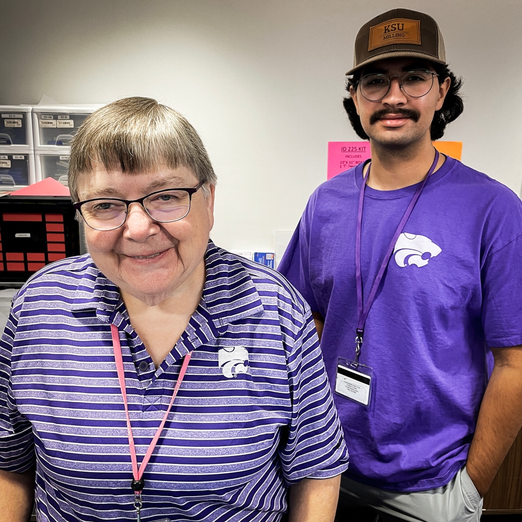 kstate_union's tweet photo. The K-State Campus Store in the Union is open and #Gameday ready to help you with your Caturday needs! Stop in between 10 am and 5 pm, park in the garage and catch the game day shuttle for FREE just steps away from the Union.
#kstate #mhk #williewithU https://t.co/GangTzkC22