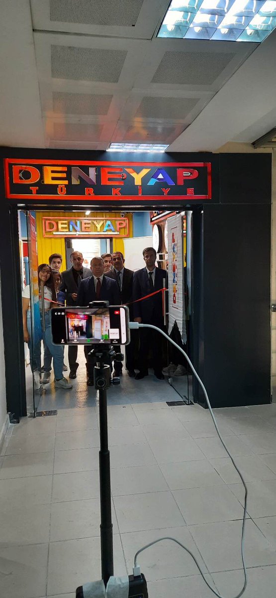 YuksekovaGM1's tweet photo. Geleceğin Teknoloji Yıldızlarını Hazırlayacağımız DeneYap Teknoloji Atölyesinin açılışı Cumhurbaşkanımız Sn. @RTErdogan’nın video konferans yöntemiyle 8️⃣1️⃣İlimizin katılımıyla gerçekleştirildi.

#MilliTeknolojiHamlesi 

@kasapoglu @gencliksporbak  @idrisakbiyik @cimsitomer https://t.co/3IlCPboVPD