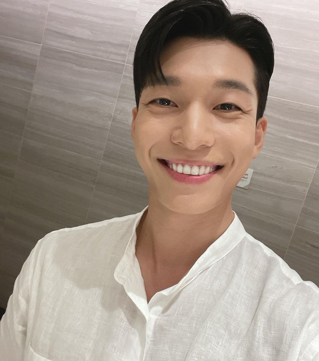 joonhawi's tweet photo. Wi Ha Joon / 1991 https://t.co/ZbC7AOE8UE