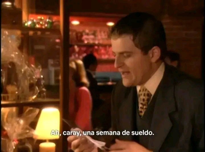 Jaromir_Lit's tweet photo. Yo entrando a la librería https://t.co/Uj597Gno92