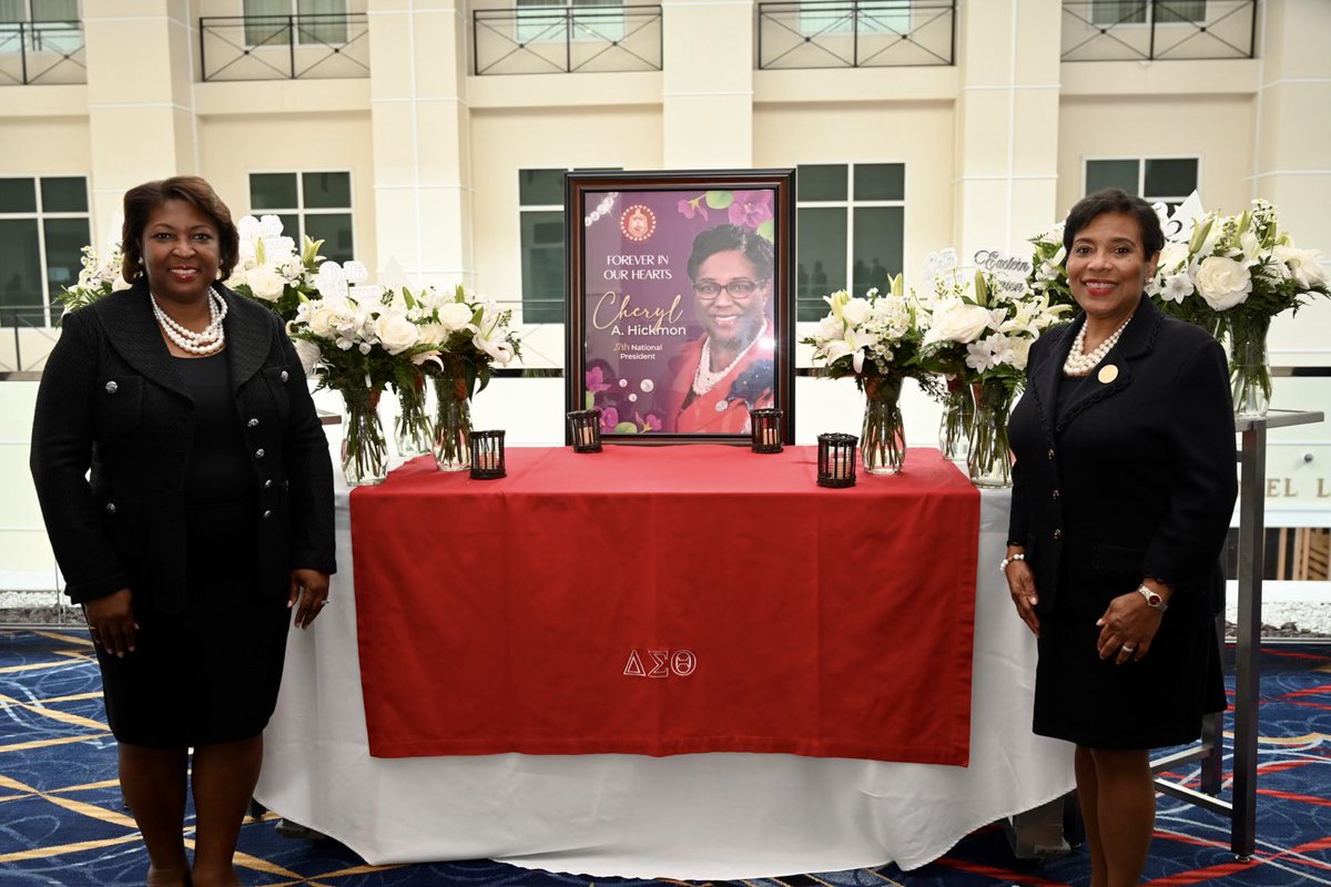 Eastern Regional Director Rosie Allen Herring and National President Elsie Cook Holmes at the memorial table for our 27th National President Cheryl A. Hickmon 📸: Eastern Regional Journalist Chanta L. Jackson #TheEAST #27 #DSTRC2022 #ERC2022 #ElevatingExcellence #EpicSisterhood