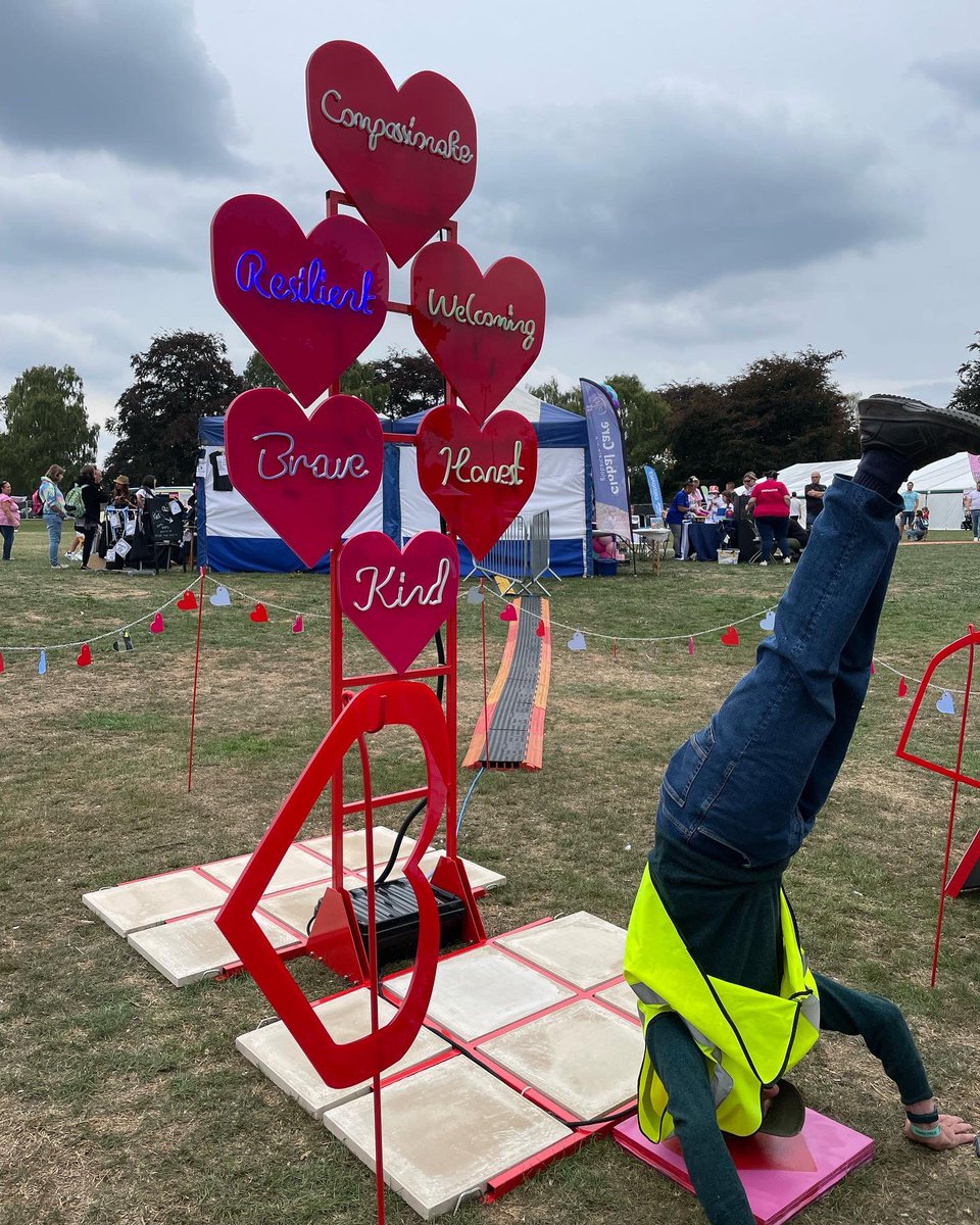 JuliaSnowdin's tweet photo. If you’re at @godivafestival today come and find the #loveometer in the family field. We’re there today till 7pm and tomorrow 12-7pm. You’ll find us next to @bbccwr stage #godiva2022 #familyfestival #outdoorart #interactiveart #digitalart https://t.co/mDZ6o3FozX