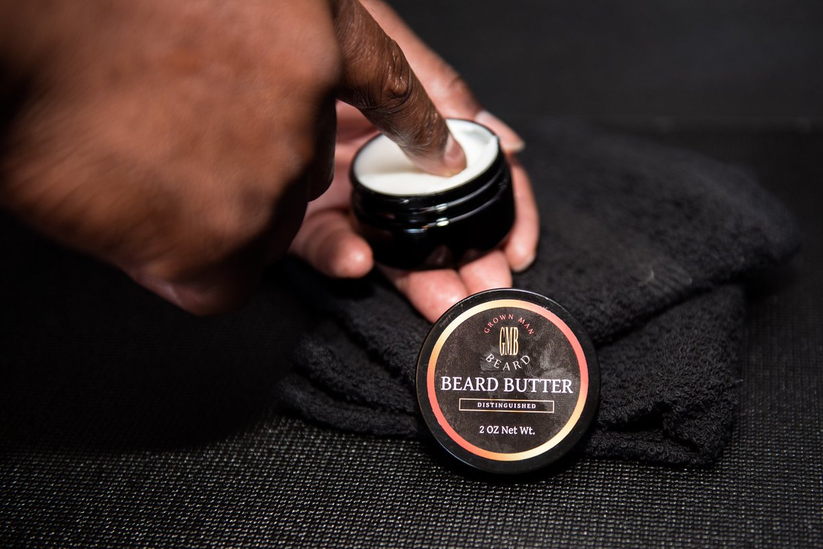 Grownmanbeard's tweet photo. Daily maintenance....GMB Beard butter 

#BlackTwitter #grownmanbeard #BEARD #beardedman #bearded https://t.co/VTehhVF5Eo