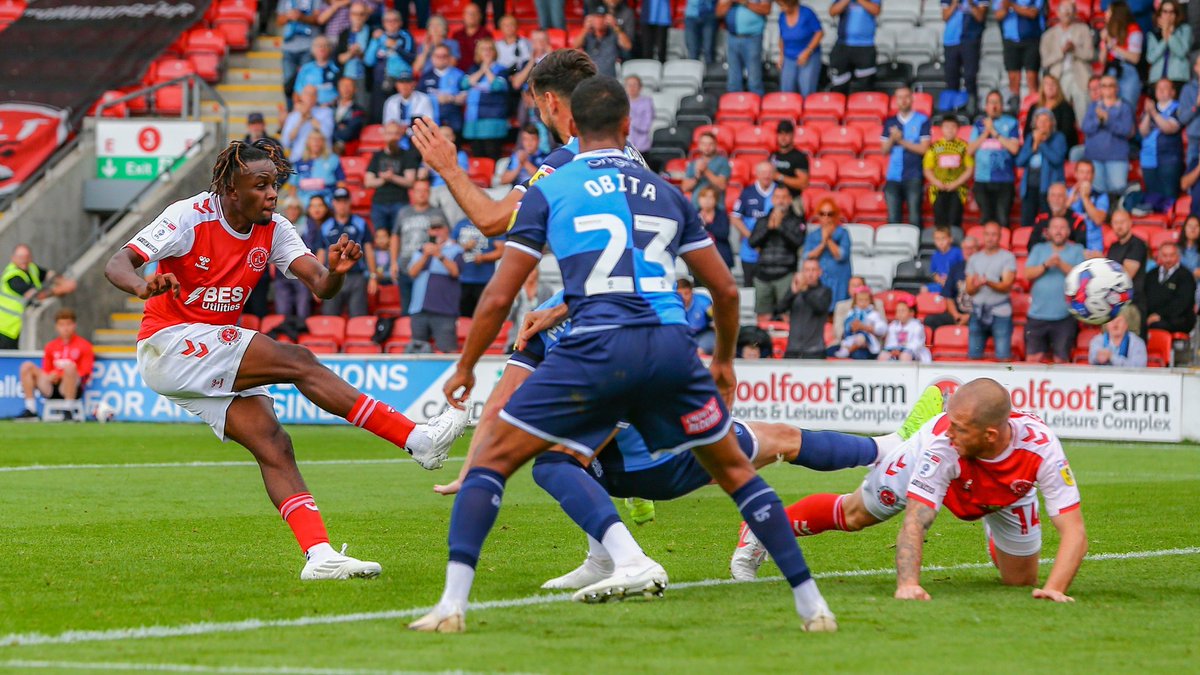 Soca263's tweet photo. Admiral Muskwe🇿🇼 Scored On His #FleetwoodTown Debut🔥– #Soca263👇🏾
https://t.co/8Brii3HJqc
📸 @ftfc https://t.co/BTWH6txnjy