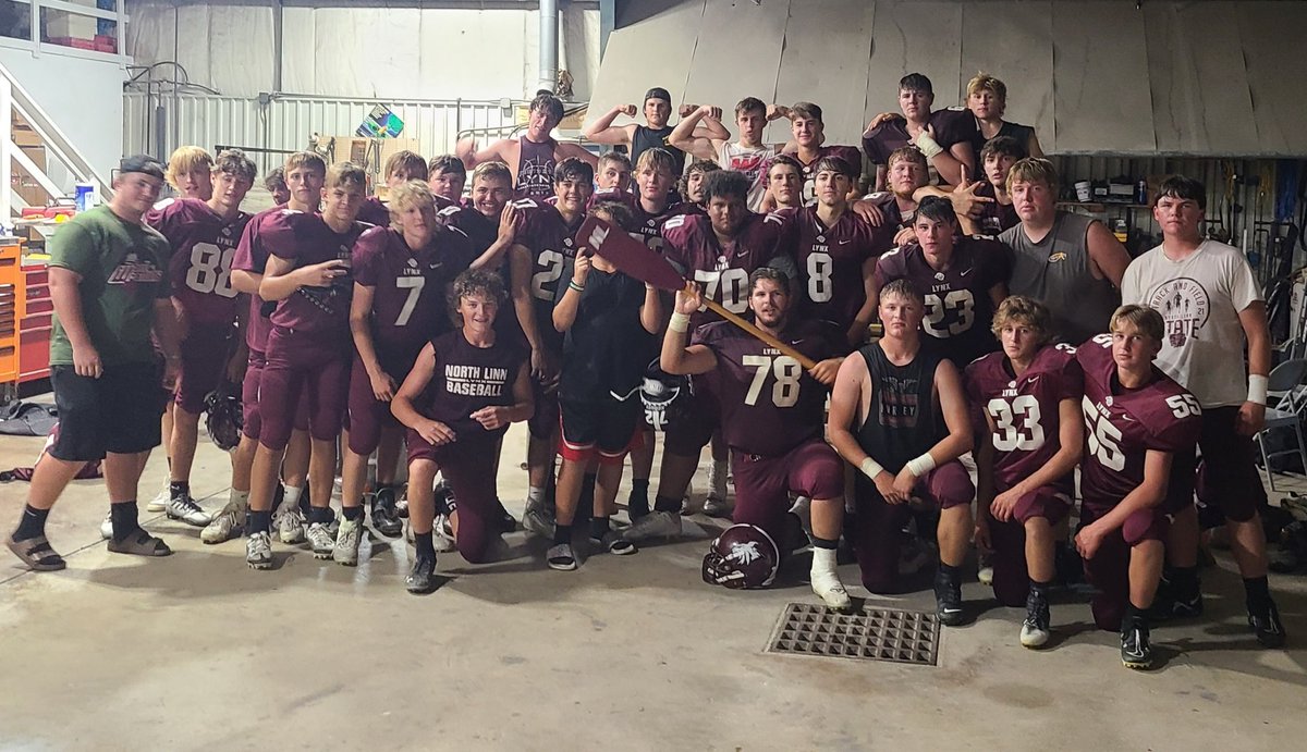 NL_LynxFB's tweet photo. The paddle stays home. https://t.co/9WDOjxA5ei