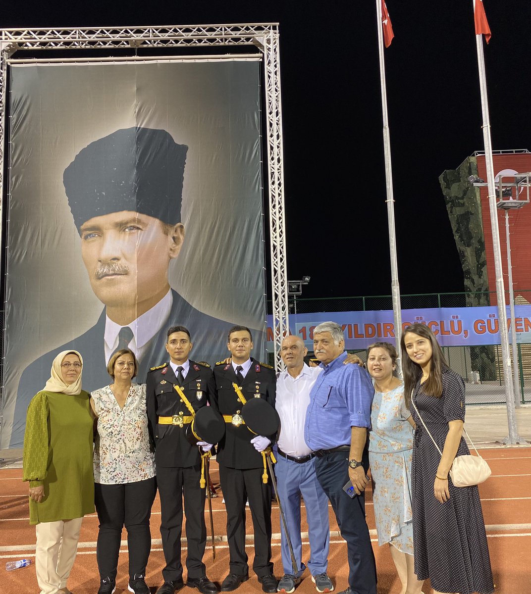 Böyle basladı             /       böyle bitti🥰