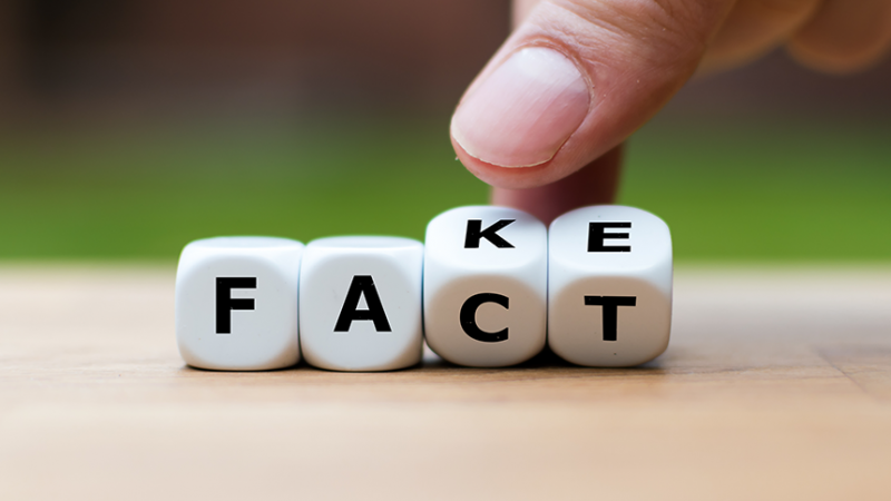 CaraSantaMaria's tweet photo. A new study has found that 41% of teenagers can’t tell the difference between true and fake online health messages. 🧐

#FakeHealthNews #Teenagers #Misinformation #Psychology #Neuroscience #SocialMedia  

https://t.co/jr7nrg7OQK via @NeuroscienceNew https://t.co/d4snqJza6H