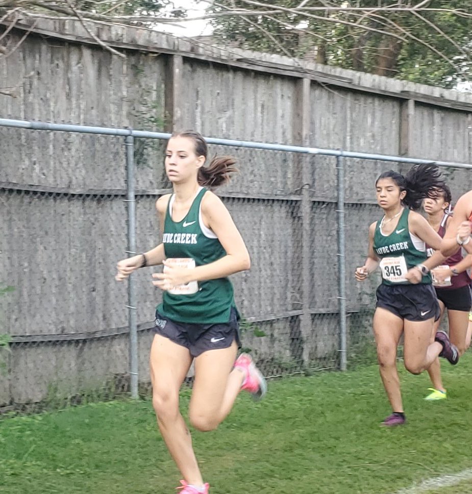 Siemers_XC_TF's tweet photo. Congratulations to our three Ram medalists from today’s meet at Seven Lakes: @Anthonyperez365, @RachelSolano_04, and @sommerrhodes133. Strong races from all three! 👊👊👊

We’re coming…#TheCreekIsRising https://t.co/a02XjtxAJV