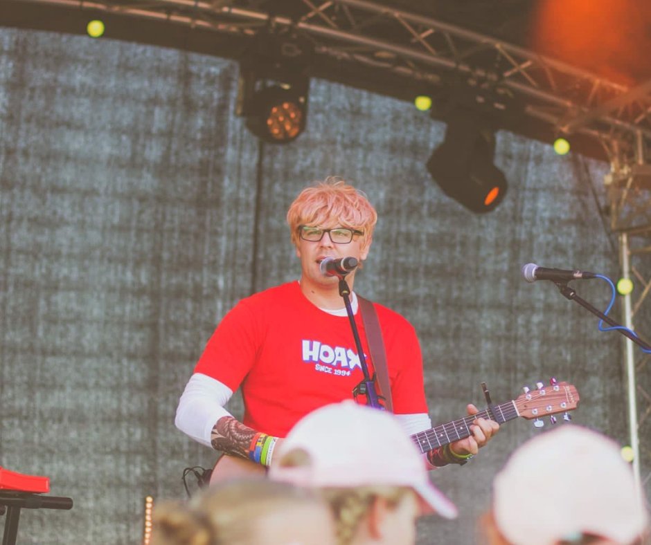 12 DAYS TILL OUR FIRST SHOW IN #CANADA! 
Wow, it's really getting close now. Myself and Elton Tribute will be touring around #Chilliwack, #Vancouver, #Halifax and many locations! 
Want to see #TheEdShowLive?
Follow this link  to purchase your tickets 🎟️ tributetoedsheeran.com/events