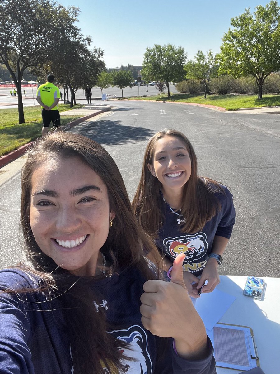 Our Women working parking this morning for ⁦@UNC_BearsFB⁩ Go get a win today Men!!