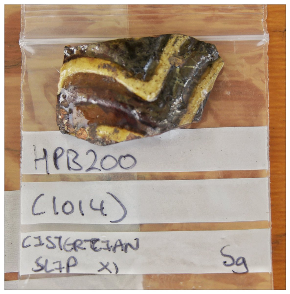 pitheadbaths's tweet photo. Hulton Park, nr Atherton, Lancs finds. Peel “Happenings” event today and tomorrow; 17th C clay pipes, main centre of production Rainford, Black Ware, late 17th to 18th C, ‘Cistercian’ Ware slip decoration possibly 14th C. Early mediaeval ware poss 12th C @PeelLandP #OverHulton https://t.co/GTBFEptBqZ