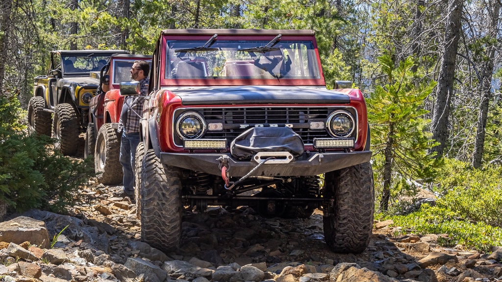 A little break on the McGrew Trail. Thanks for the memories to all that attended our annual Rock and Roll event.
⁠
#tomsoffroad #rockandrollevent #mcgrewtrail #southernoregon #classicbronco #vintagebronco #earlybronco #custombronco #broncobuilder #leadingthetrailsince76