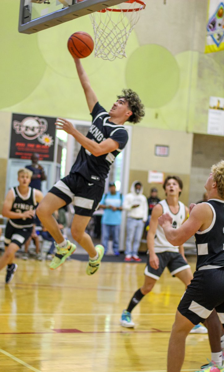 🚨 Ranked #5 in the city according to <a href="/PrepHoopsTX/">Prep Hoops Texas</a>! 🚨 If you haven’t seen <a href="/Marshall_Hoops/">Marshall Basketball</a> stand out @2kmatt1 yet, you need to! 🪣 #Brotherhood <a href="/AlamoCityHoops1/">Alamo City Hoops</a> <a href="/GASOTim/">Tim Littlefield</a> <a href="/StMUmbb/">St. Mary's Men's Basketball</a>