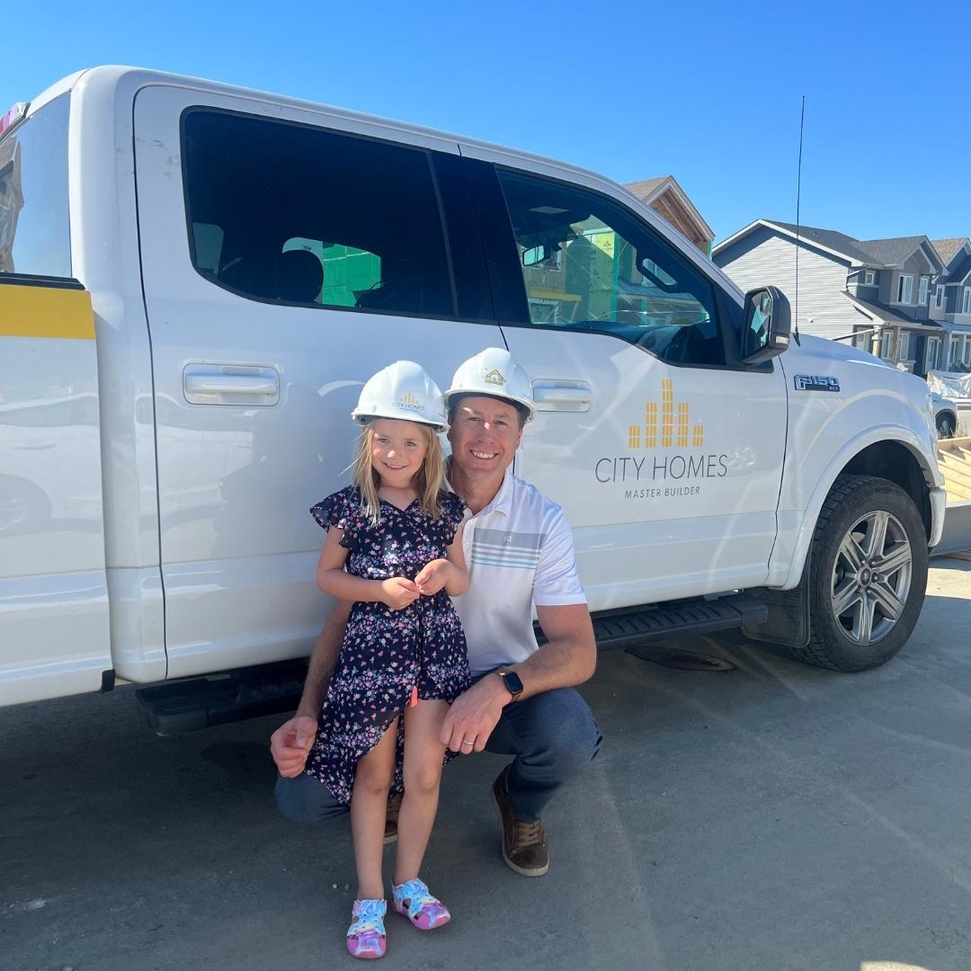 Keeping it in the family, so that you have a place to keep yours❤️🔨
.
#cityhomesmasterbuilder #cityhomes #yegbuilder #yeghomes #yegrealestate #yegnewhomes #yeggers #edmontonhomes #edmontonshowhomes #buildersofinsta #localbuilder #localbuisness #family #cityhomesedmonton