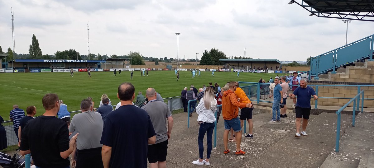 DGee3's tweet photo. FA Cup fever. A qualifying round. I forget which one. 3-3. Scenes etc. Non league may be the best. @fcrugbytown v Grantham https://t.co/1irsos4CWo