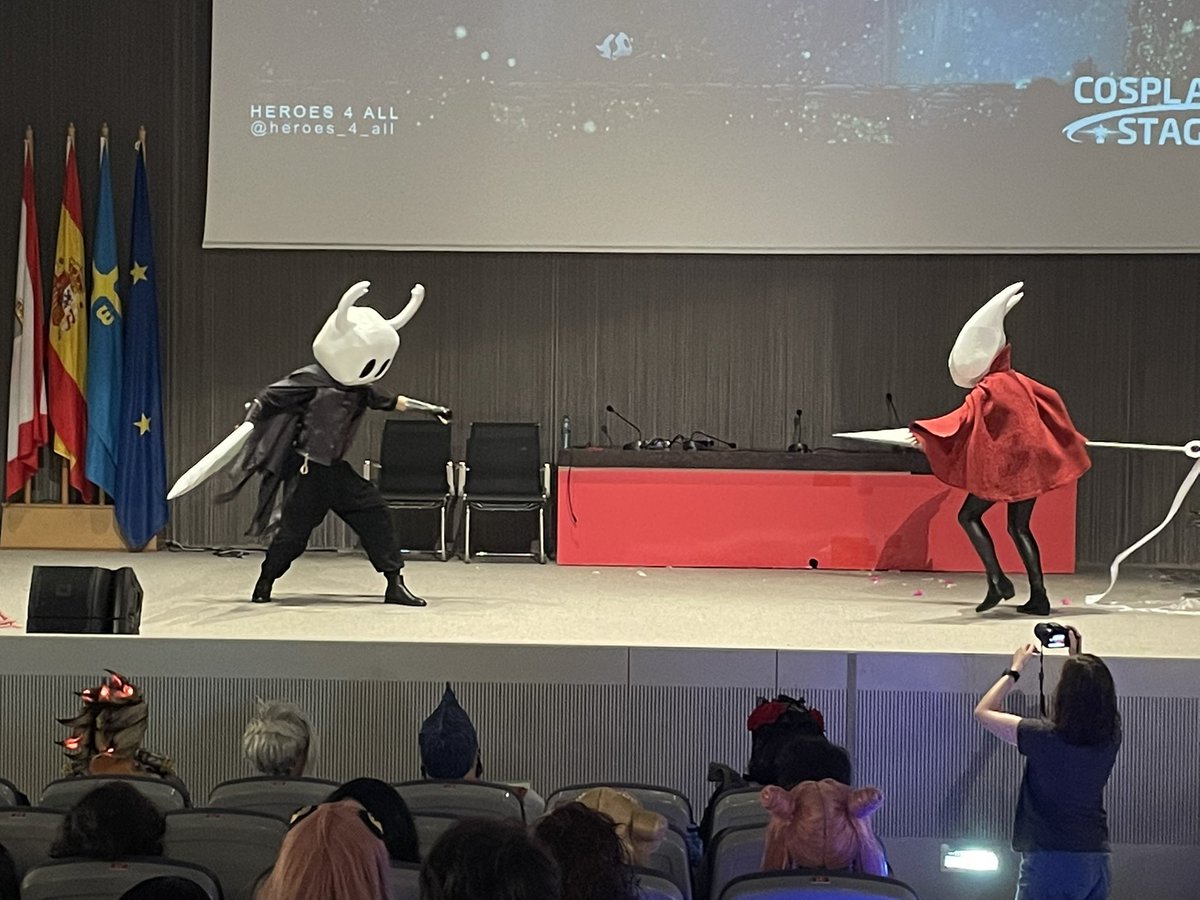 escosplay's tweet photo. Hollow Knight

#CometCon22 #CosplayStage https://t.co/bMJwOEL7Ca