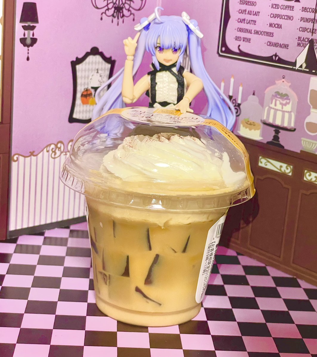 雪風@11月まで自粛？ on Twitter: "ミリアム｢2ヶ月ほど忘れておったが久々のコンビニスイーツじゃよ ｣ #ぐろっぴ深夜のおやつ