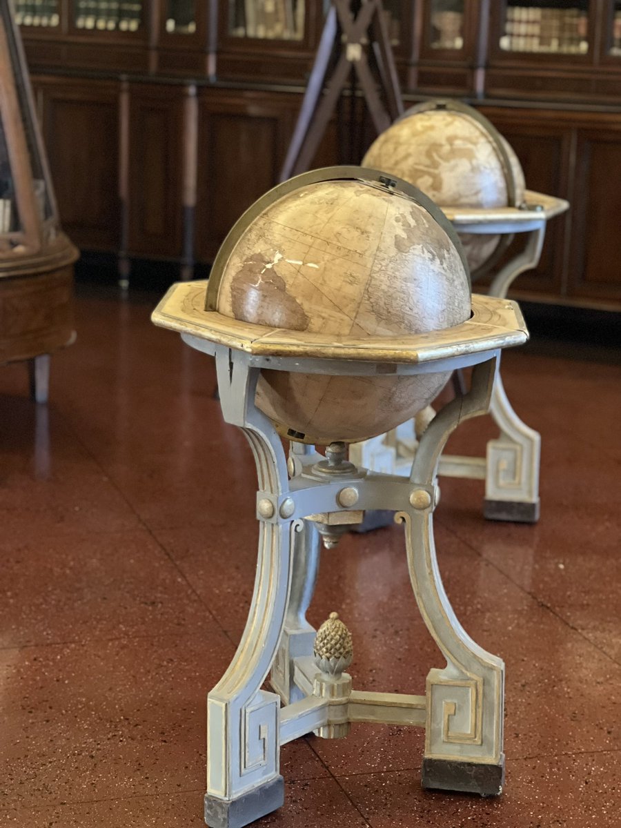 #CartolinedallaReggia <a href="/reggiadicaserta/">Reggia di Caserta</a> #ReggiadiCaserta  #globi #atmosferegeografiche #geocartografia #patrimoniogeocartografico #patrimoniogeodocumentale