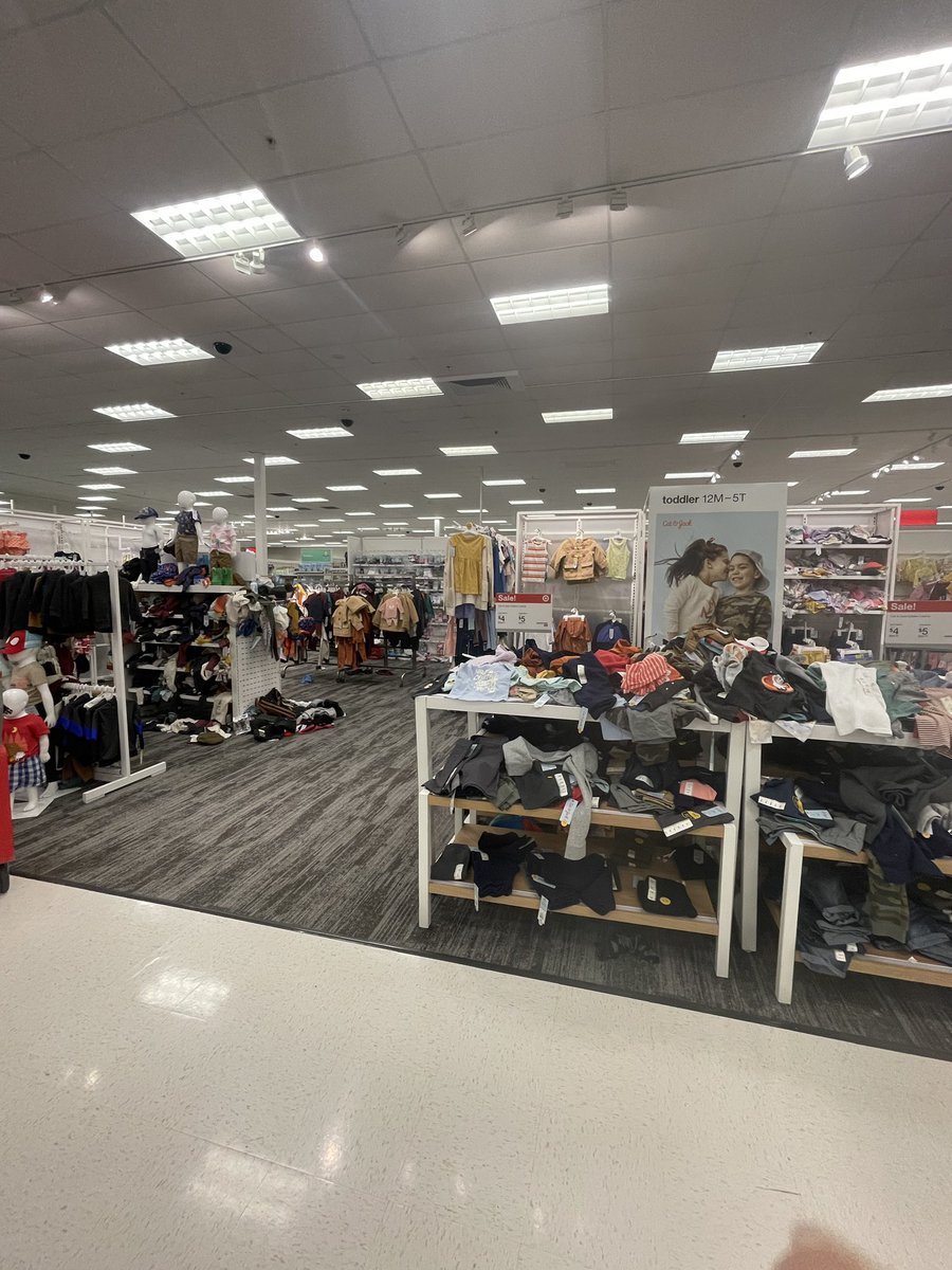 I know all businesses are struggling to get and keep good workers but this recent back to school shopping trip with my daughter to <a href="/Target/">Target</a> was a pretty sad state of affairs. There’s no way employees could be engaged about their work when this is what they face.