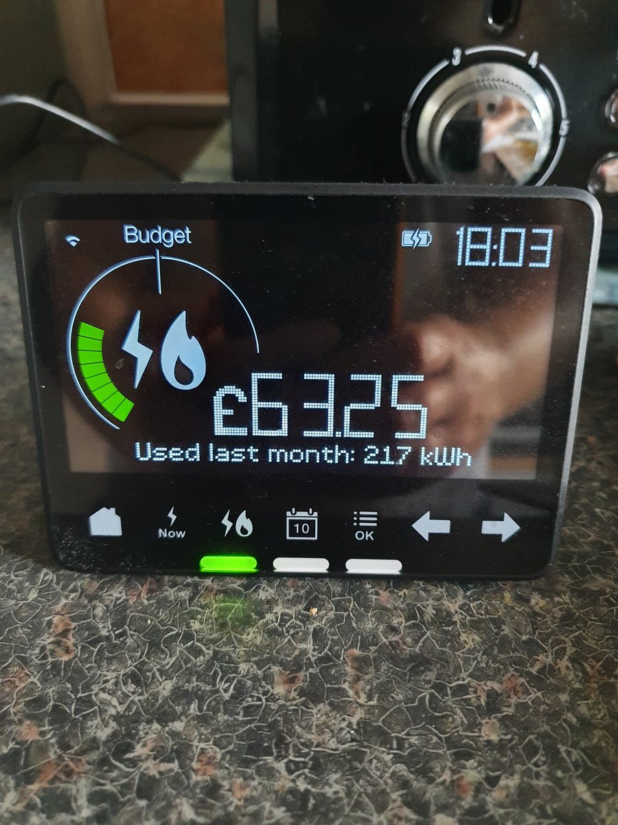 lickle_faery's tweet photo. @BritishGas Only used £63 in August according to my utility TV. Similar in July. So tell me why you're forcing me to pay you basically £100 more because you will not allow the monthly payment to be reduced below £155 a month since you increased payments last month? Thieves. https://t.co/XqNjpCKmD1