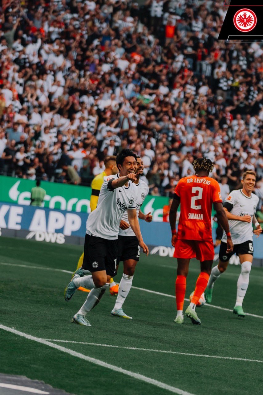 Eintracht Frankfurt 今季公式戦6試合目で5 ゴール Uel の王が ブンデスリーガ でも大暴れ 鎌田大地を見守る会 Sge Sgerbl アイントラハト フランクフルト ブンデスリーガ ドイツサッカーを体感せよ 2 0 T Co