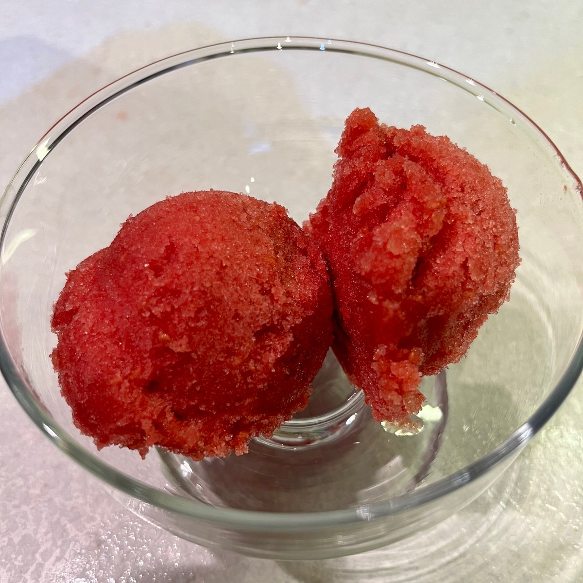 pottyplotters's tweet image. And this evening at the Little Potty’s…

Spicy roast veg with baked eggs, Mexican rice and mixed salad.

For dessert a light and refreshing melon and raspberry sorbet.

#allotment #allotmentlife #gyo #growyourown #TopOfThePlors