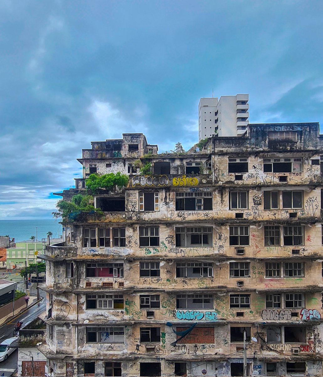 clicksdoguedes's tweet photo. Edifício São Pedro - Antigo Iracema Plaza.

#Foto #Fotografia #Arquitetura #FotosDoGuedes #Fortaleza #PraiaDeIracema #architecture #Photo #photography #History https://t.co/ak0Bg1Bh9d