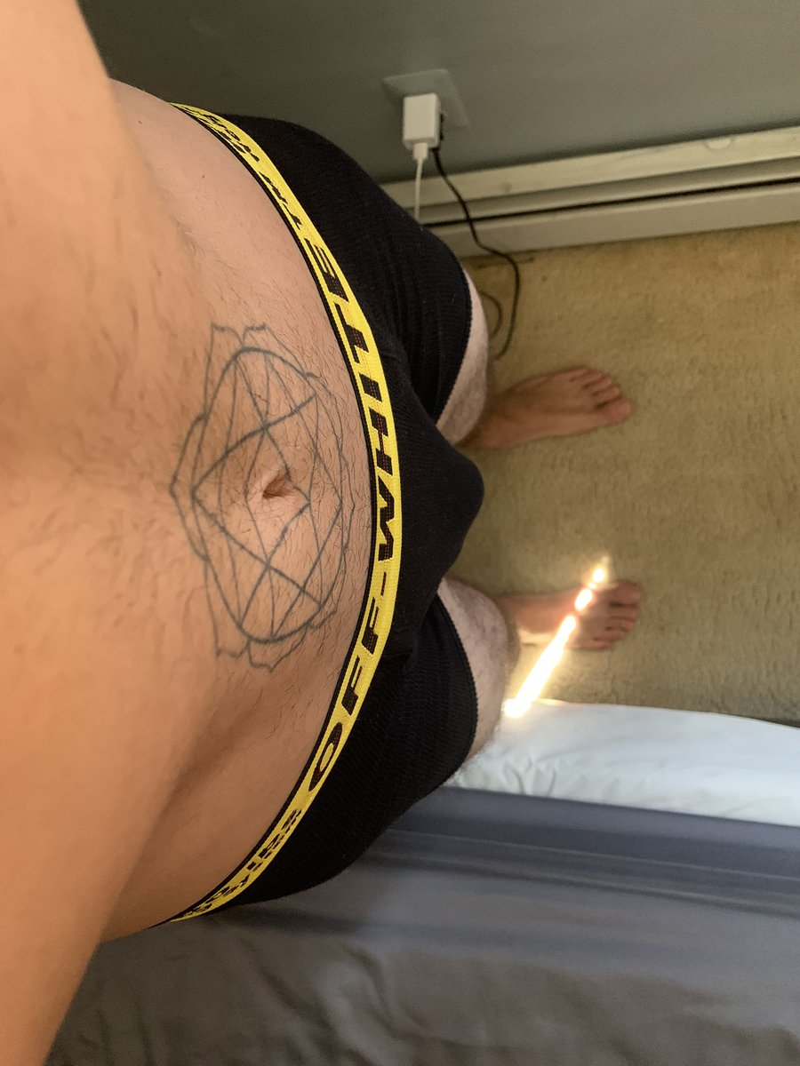 s_demon999's tweet photo. Gm Gm #findom #malefeet #alphamale #cashmaster #malefindom #footmaster #footdom #alphafeet #alphasneakers #sneakerdom #sneakermaster #malesneakers #straightmaster #paypigs #tribute https://t.co/rjDWzu1n7C