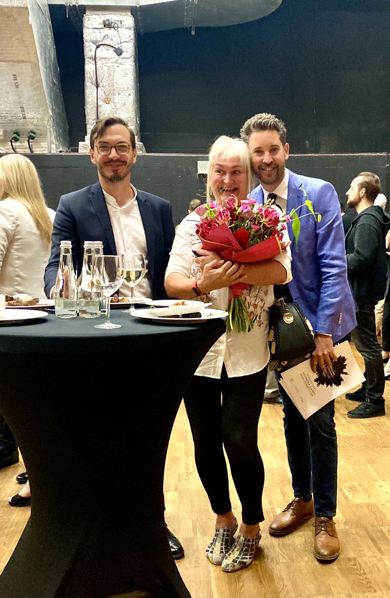 AgnesZwierko's tweet photo. Zdjęcia pod tytułem: SZCZĘŚLIWA PROFKA 😄 z Andrzejem Zielińskim @RadiowaDwojka i @AlexOpera #happyprof #vocalcompetition #lublin https://t.co/3tn9PorLwc