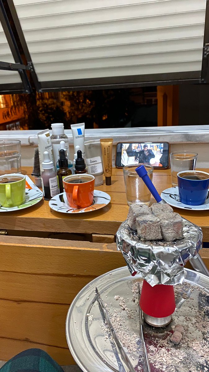 burcutunccc's tweet photo. Aşığıyım böyle gecelerin ✌️♥️ https://t.co/BUBvB8JKAg