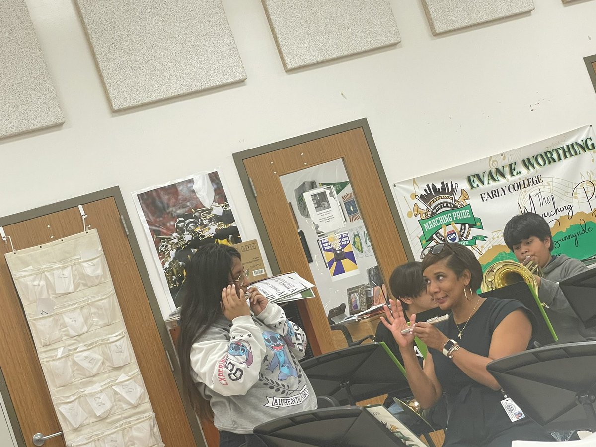 WorthingBand's tweet photo. @KuanMitchell and the @WorthingBand would like to thank our SSO @april_williams4 for attending our after-school band practice, and for your continued support of Worthing and our Fine Arts programs! @HISDHighSchools @WorthingColts1 @HISDSupe @NAfME @savethemusicfdn #musicmatters https://t.co/eWuX3F6clW