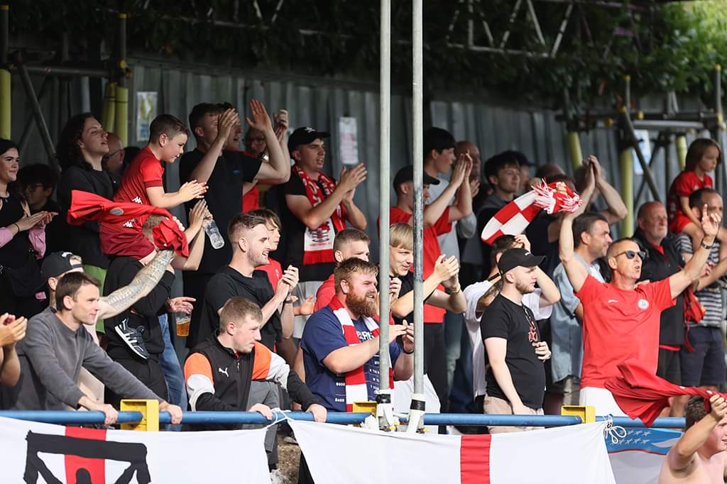 wfc_awayboys's tweet photo. Where you play we follow......
Hinshelwood's Red and White army
The new boys bringing it in every department.
Unbelievable spirit from the boys in red and scenes on the terrace with 90 minutes unrivalled support -
No club does it better... WE ARE WORTHING
#UnstoppableMentality https://t.co/LpC6t0WN4N