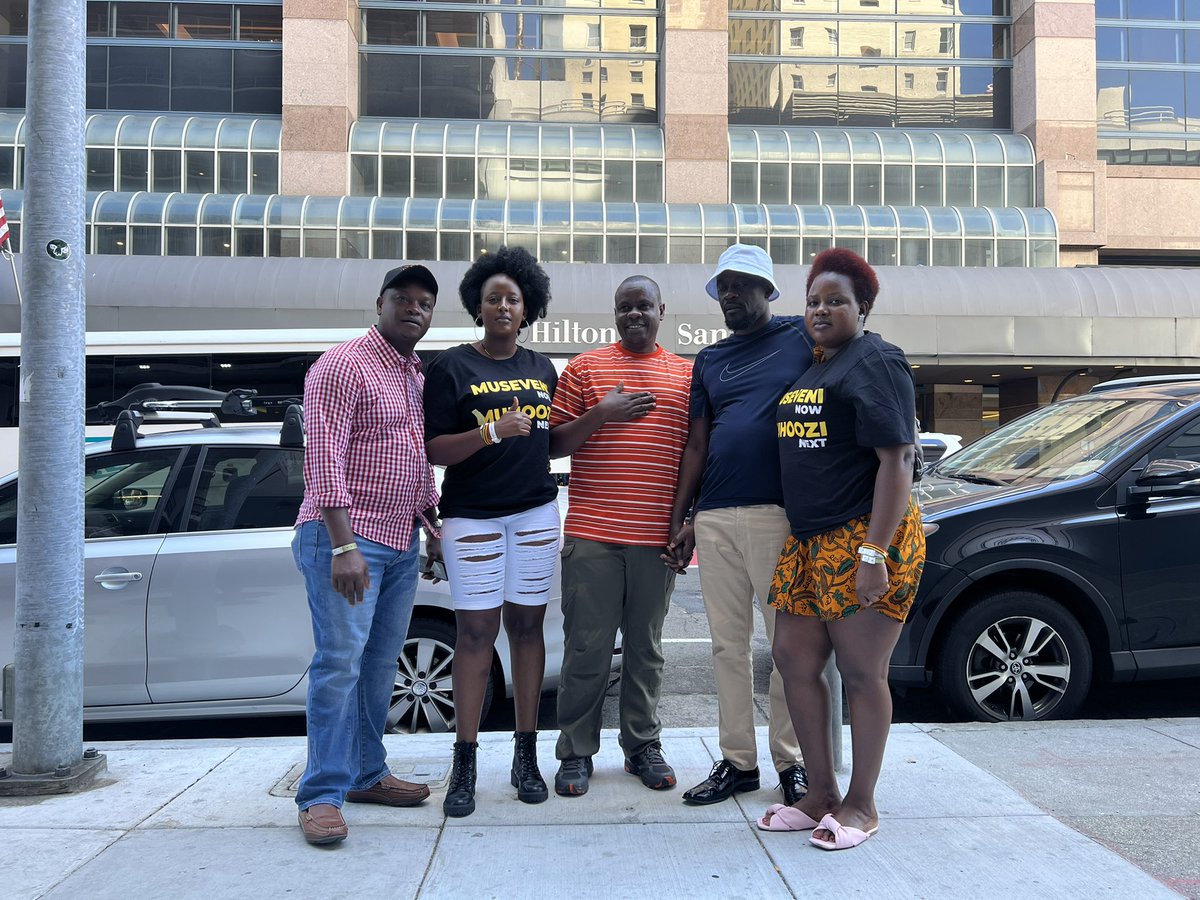 BalaamBarugahar's tweet photo. We are Spreading the Most interesting Gospel beyond Uganda.We shall Cover the World thank You California State. Next Stop is Minnesota,North Coroline Charlote &amp; UK London.  @mkainerugaba @KagutaMuseveni https://t.co/46yHsE1ftZ